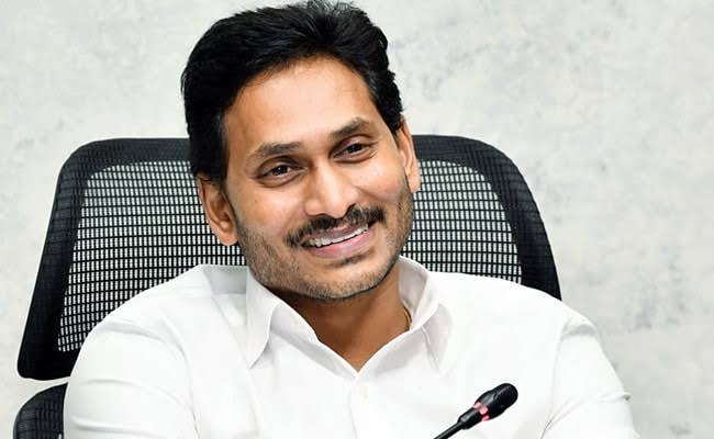  వైసీపీ సర్కారుకు షాక్