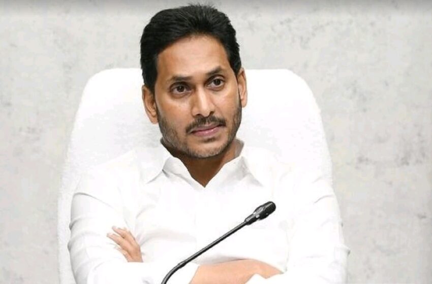  మాజీ సీఎం జగన్ సంచలన నిర్ణయం