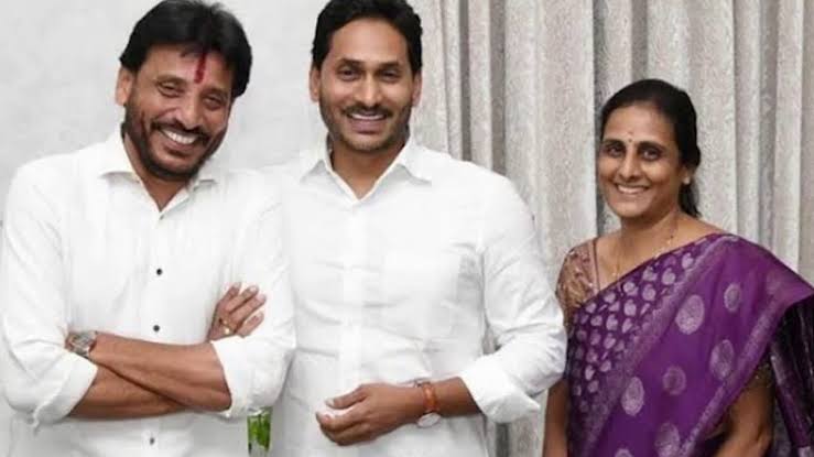  YSRCP MLC దువ్వాడ శ్రీనివాస్ కు బిగ్ షాక్